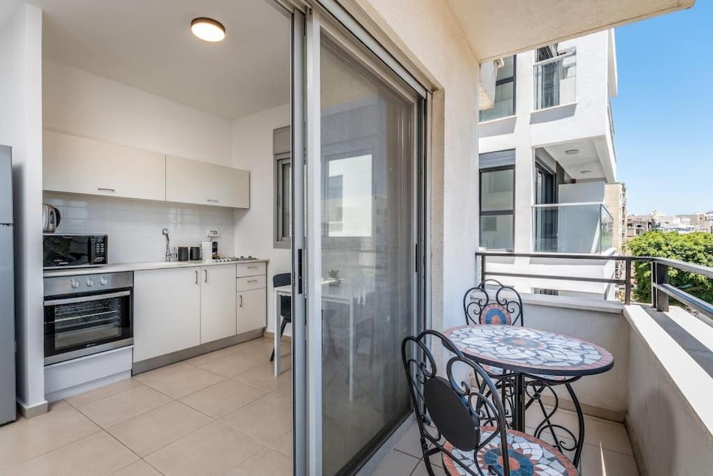 Bograshov Area - Cosy Apart' Hotel Close To The Beach Tel Aviv Bagian luar foto