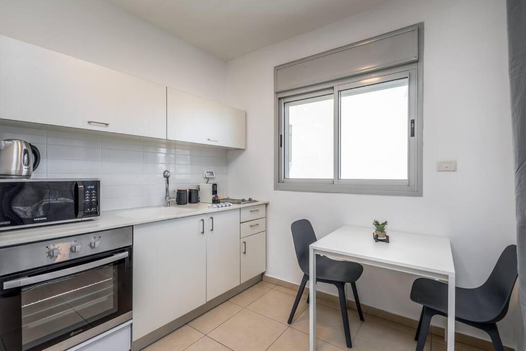 Bograshov Area - Cosy Apart' Hotel Close To The Beach Tel Aviv Bagian luar foto